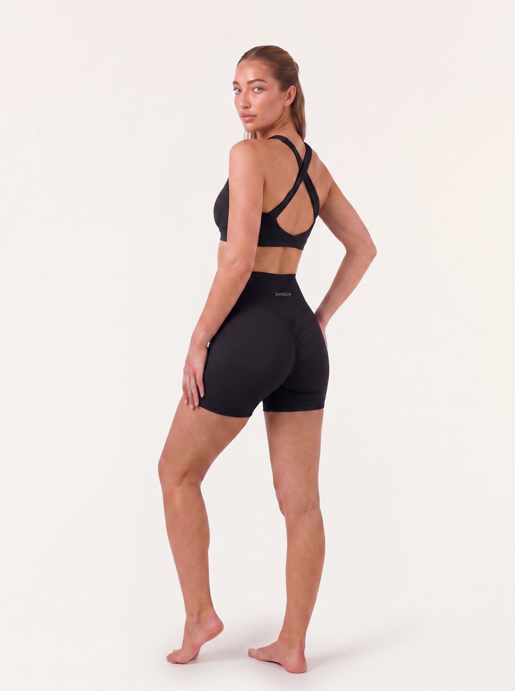Refine Elina Cross Back Sports Bra | Black